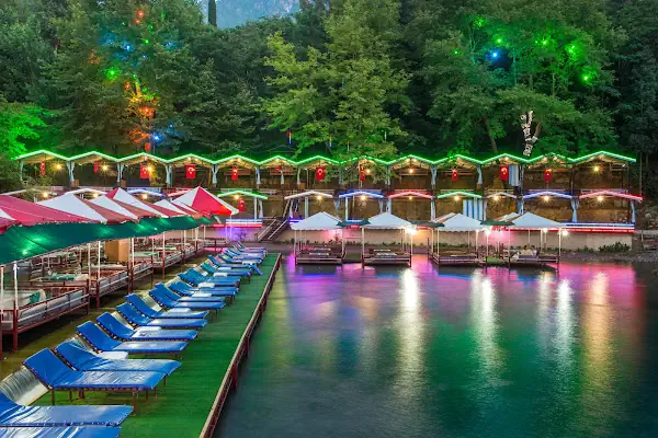 Dim Çayı Göl Piknik