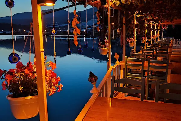 Mavi yengeç kaya restaurant