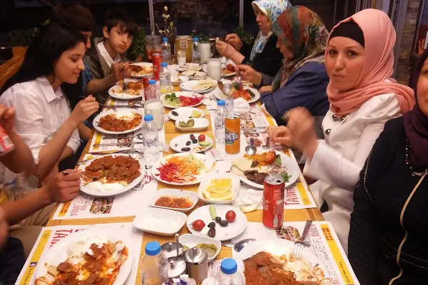 ÇEVRELİ DÖNER KEBAP