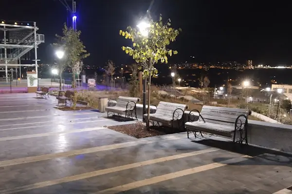 Bademlidere Cumhuriyet Parkı Neşeli Ayaklar