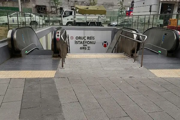100.yıl metro istasyonu