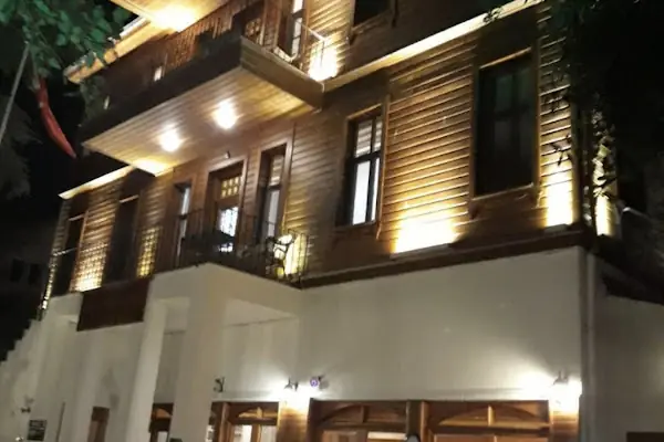 Burgazada Öğretmenevi ve Akşam Sanat Okulu
