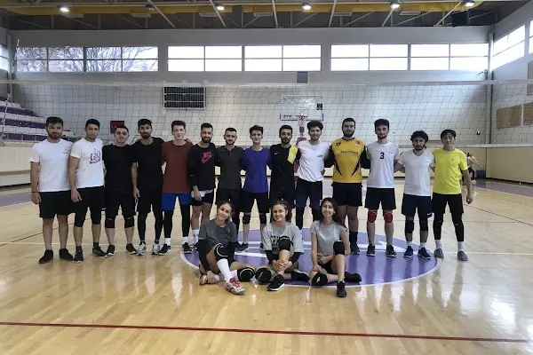 Hacettepe Üniversitesi Sıhhiye Spor Salonu
