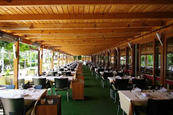 Rina Restaurant