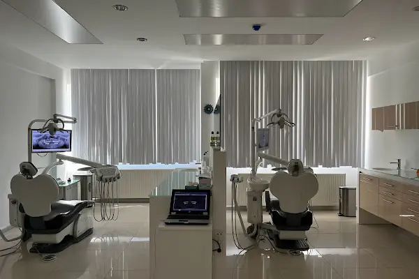 Diş Hekimi Ertan Asılı Diş Kliniği