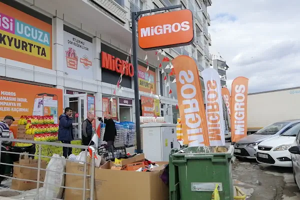 M ANADOLU Migros