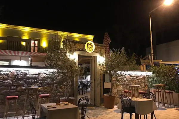 DADA SALON BRASSERIE