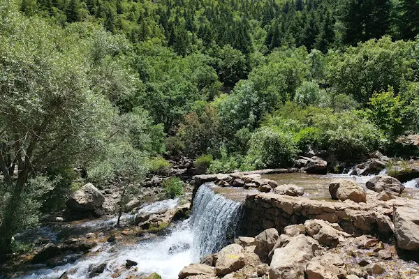 Aygır Dibi Şelalesi