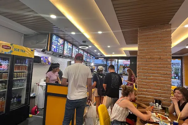 Maydonoz Döner Bodrum