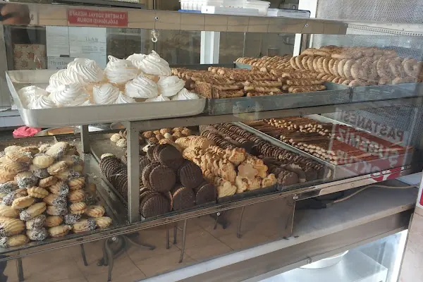Erpınar Pastanesi