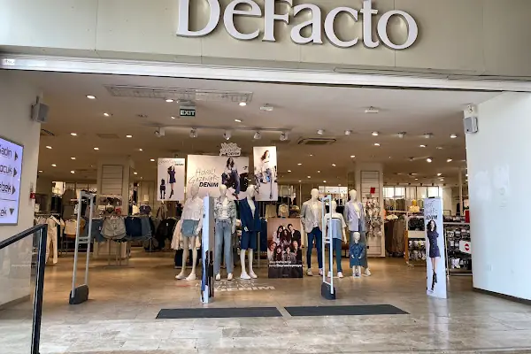 DeFacto