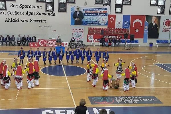 Gemlik Spor Salonu