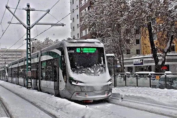 Tramvay Belediye Durağı