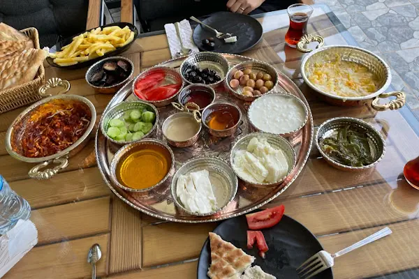 GRANADA CAFE KAHVALTI