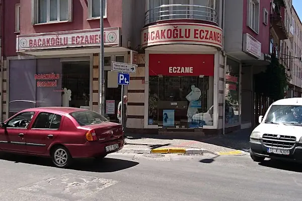 Bacakoğlu Eczanesi
