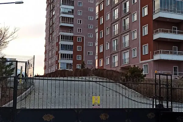 Yediveren sitesi