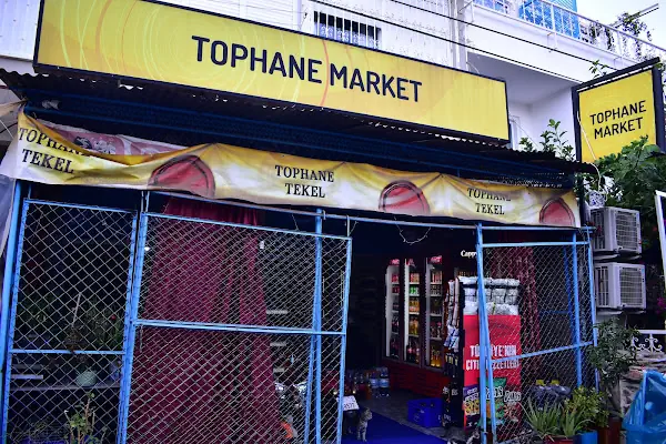 Tophane Market