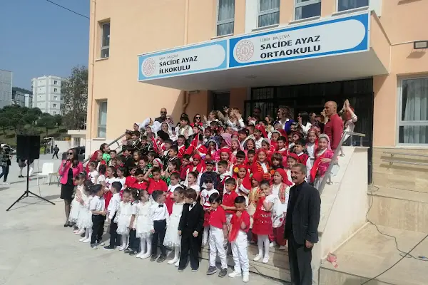 Sacide Ayaz İlk ve Ortaokulu