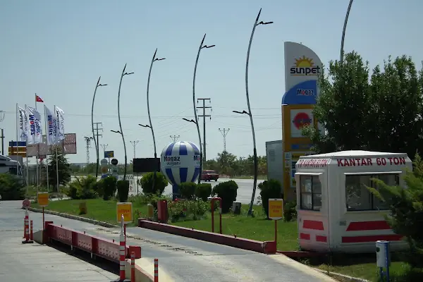 Asmar Petrol ve Dinlenme Tesisleri