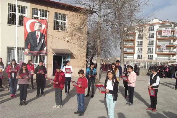 Şehit Ömer Azak İlkokulu