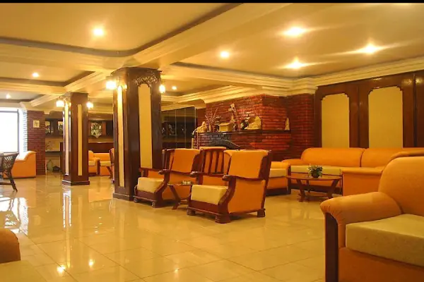 azim thermal hotel