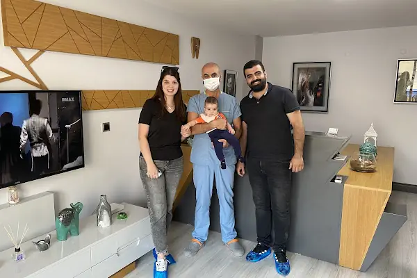 Diş Hekimi Ahmet Erdoğdu