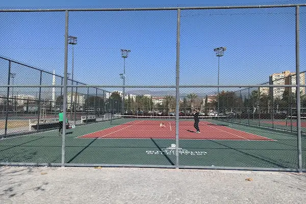 Tenis Kortu
