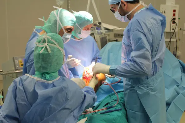 Bayan Ortopedi Doktoru | Kadın Ortopedist | Op. Dr. Ayşe Övül Erdoğan
