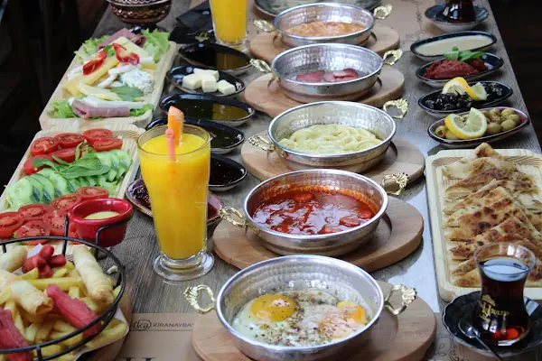 Hürrem Sultan Cafe Esenler