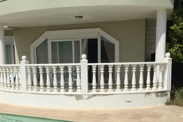 De'manor Hotel