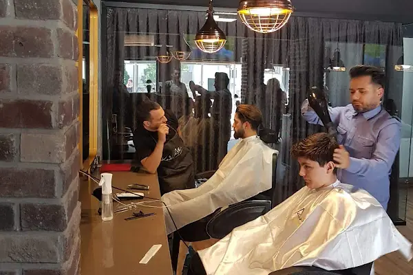 Erkek Kuaförü Kadir Alkan Hair Artist İzmir