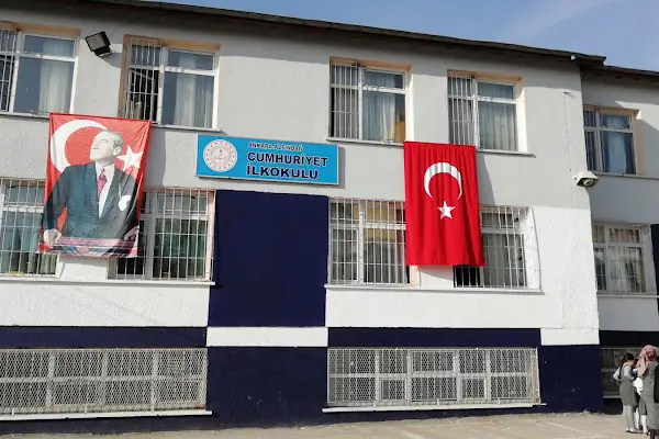Cumhuriyet İlkokulu