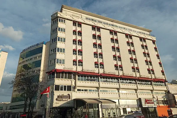 Manhattan Hotel