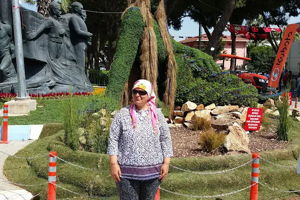 Şehitler Parkı