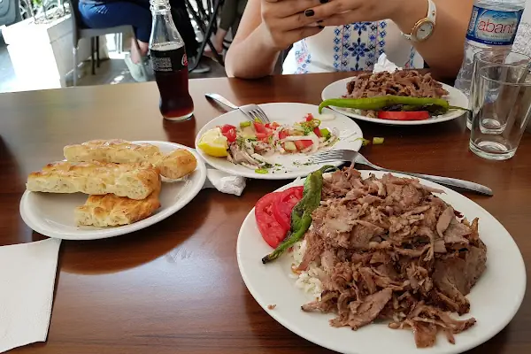 Kazan İşkembe & Pide Salonu