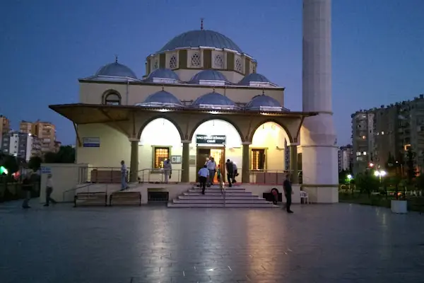 Hacı Fehmi Dönmez Camii