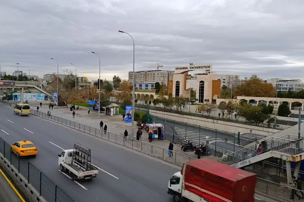 Avcılar Merkez Ünıversıte Kampüsü