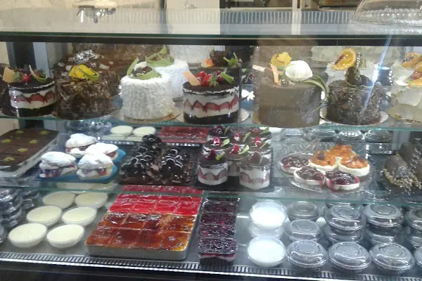 Yeliz Hanım Patisserie Balçova