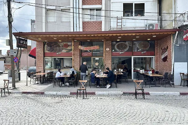 KÖFTECİ UĞUR Bergama Köfte
