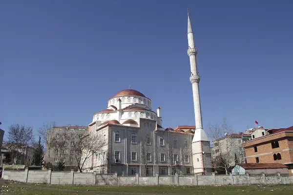 İnönü Mah. Akşemsettin Camii