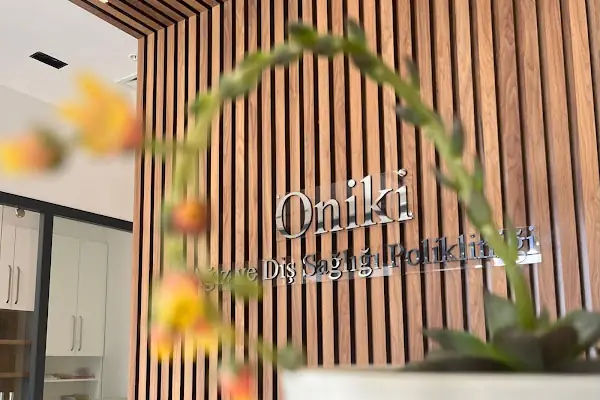 Oniki Ağız ve Diş Sağlığı Polikliniği