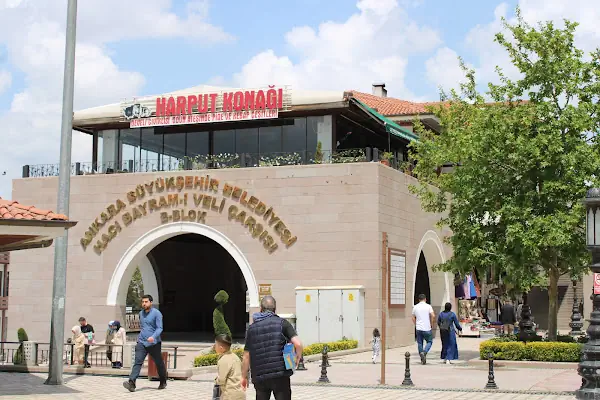 Hacıbayram Kitapçılar Çarşısı