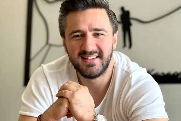 Psikolog Berk Karaoğlu