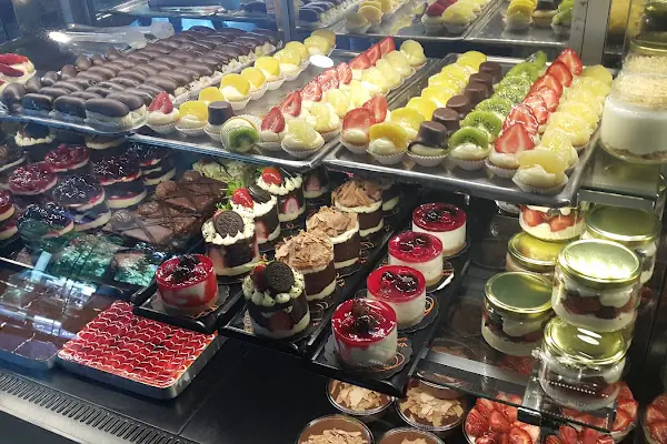 Kiri Patisserie