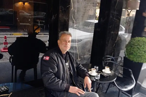 Alav Hotel