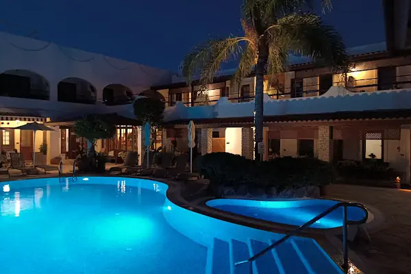 UzHan Beach Hotel