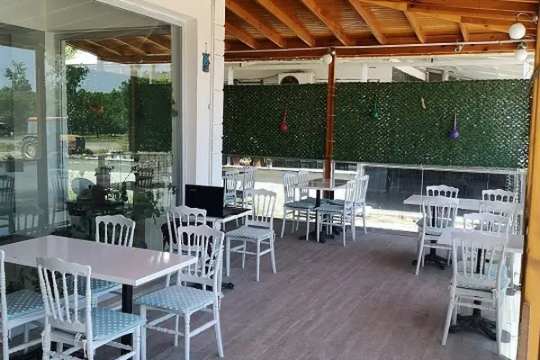 Cafe Green