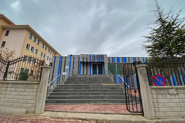 beyhekim Yüzme Havuzu