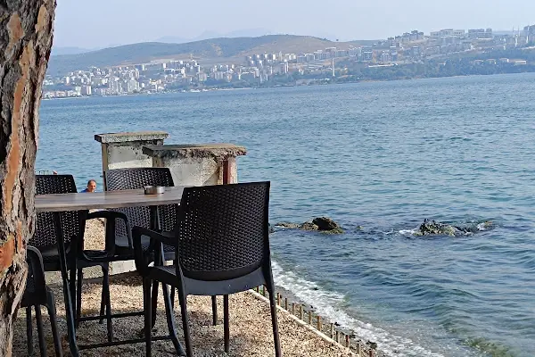 Saklı Bahçe Pansiyon Cafe