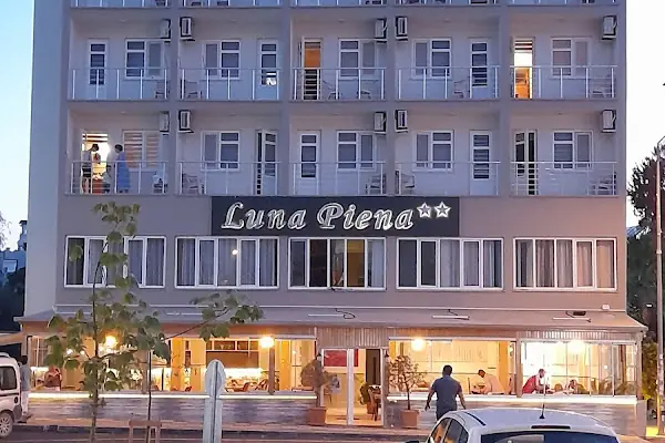 Luna Piena Beach Hotel
